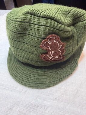 Disneyland Resorts Olive Green Knit soft top bucket  Cap with Mickey